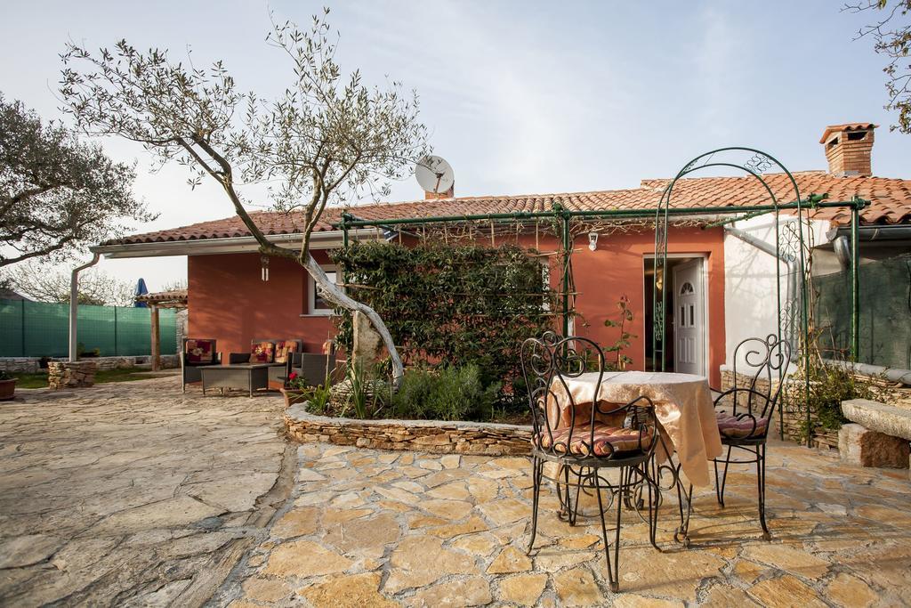 로비니 Casa Terren Grande 빌라 외부 사진