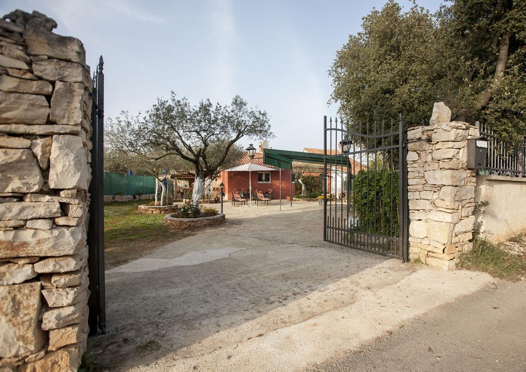 로비니 Casa Terren Grande 빌라 외부 사진